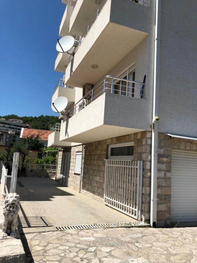 Ruza Apartman บุดวา ภายนอก รูปภาพ